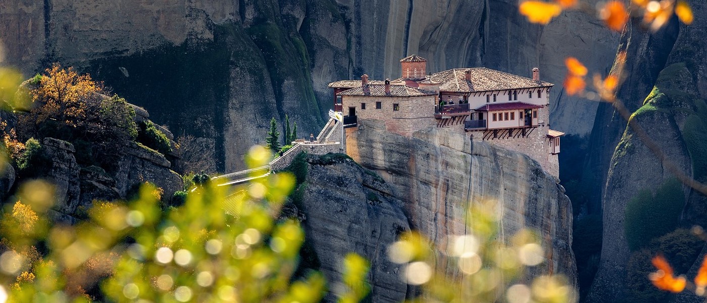 meteora-4191906_1280.jpg